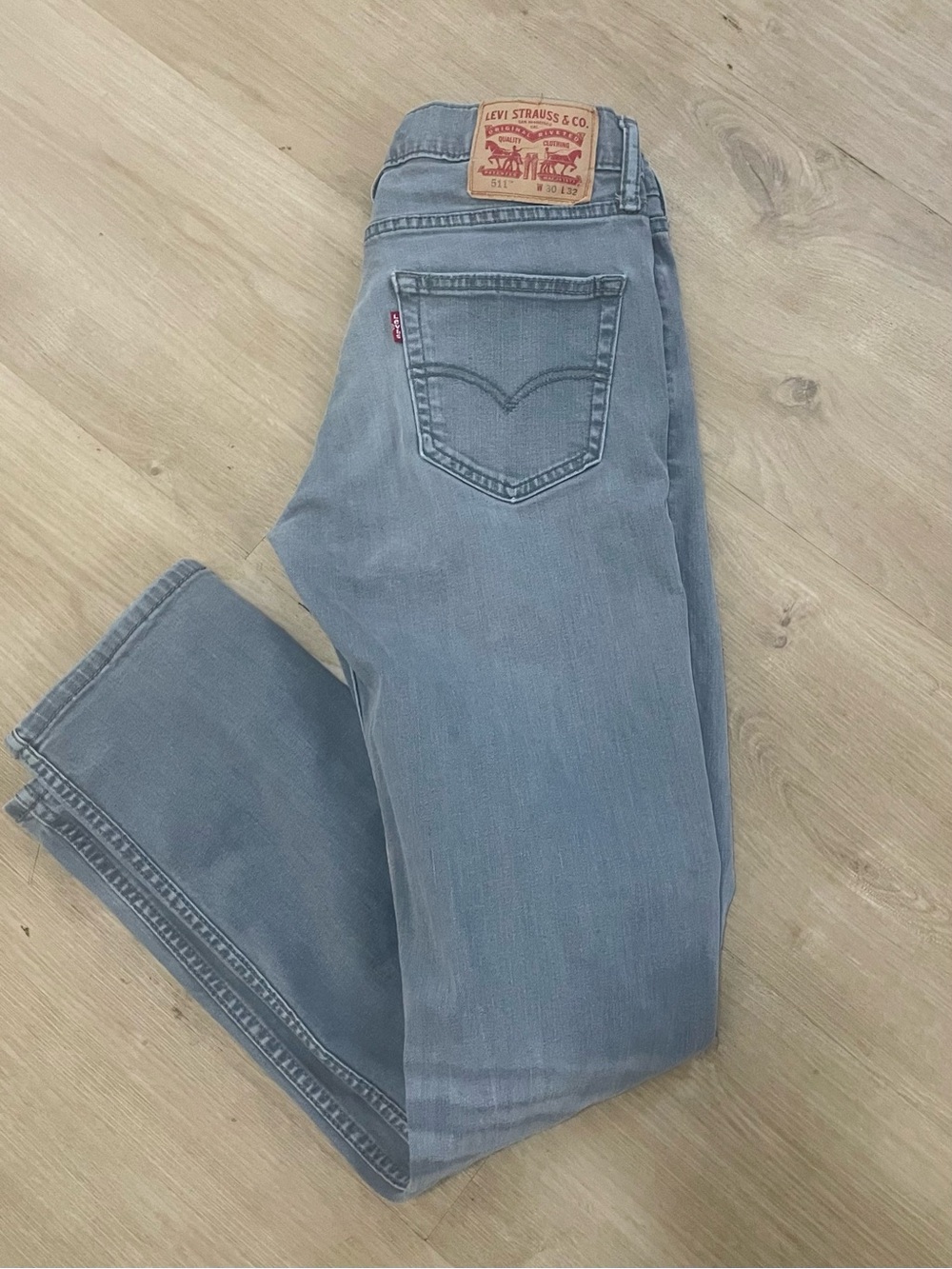 Levi's Men's Light grey Straight Jeans